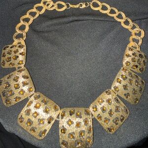 Elegant Gold Statement Necklace